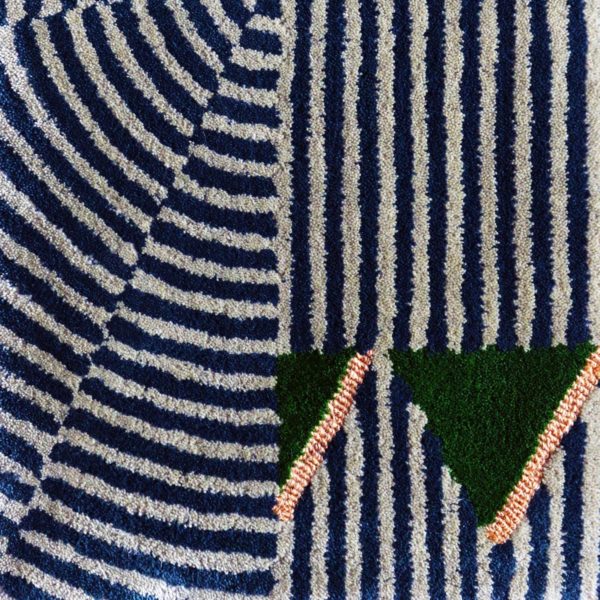 Santiago is a blue circular rug design by Jamie Stern Carpets